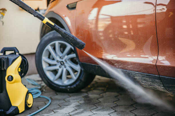 Best Sidewalk Pressure Washing  in Windsor Heights, IA